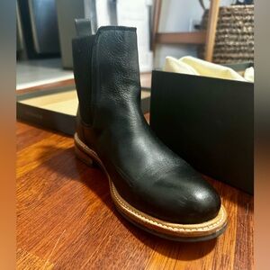 Chelsea boots